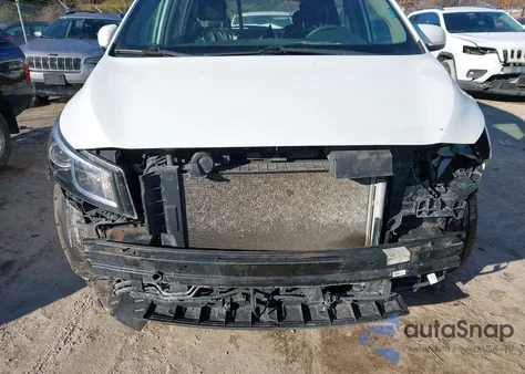 2017 Kia Sedona L z USA, uszkodzony, nr VIN KNDMA5C17H6273462